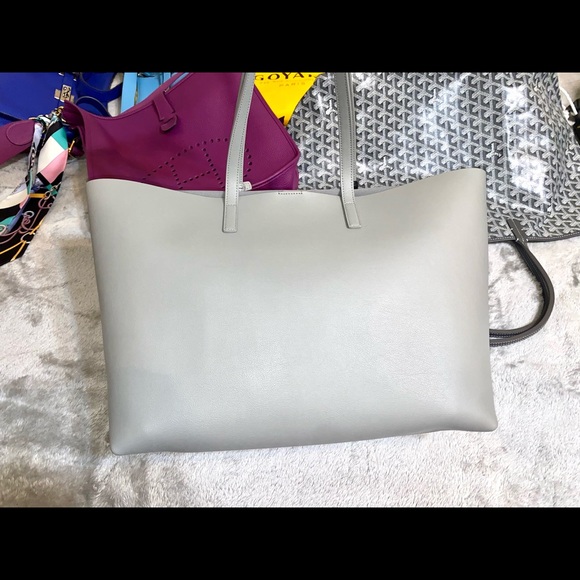 HP🎉NWT Saint Laurent east west shopping tote - Picture 10 of 16